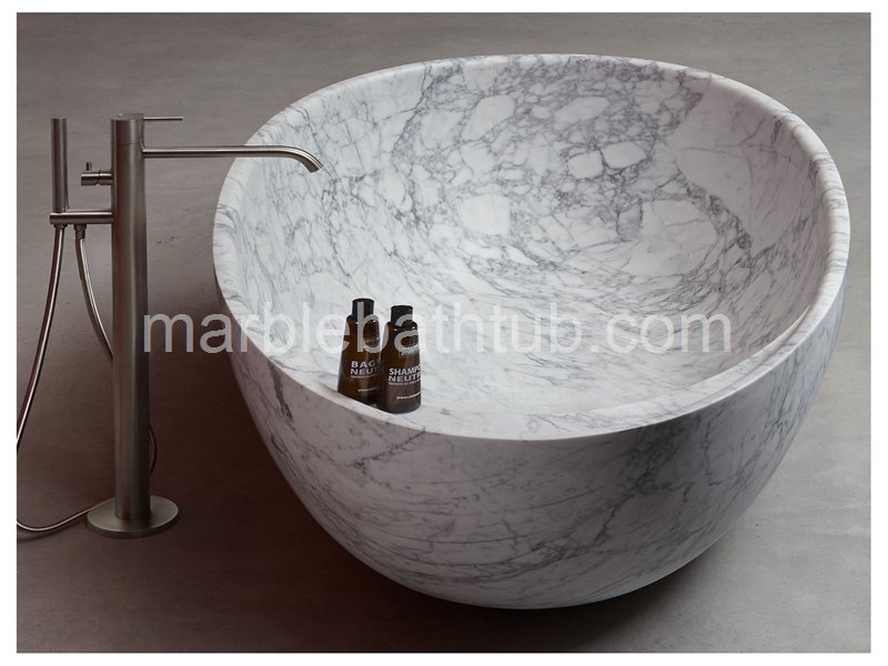 White carrara marble bathtub