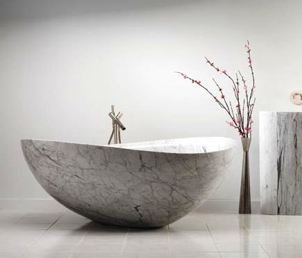 Graceful Carrara White Marble Bathtub